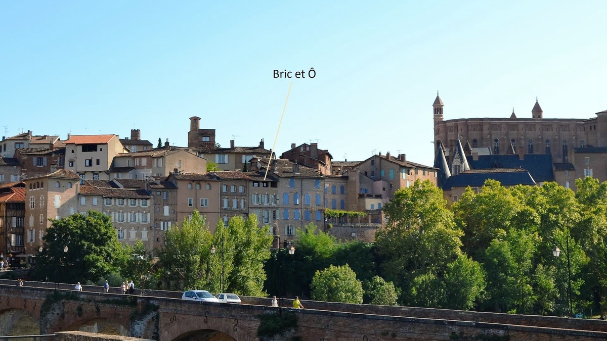 Albi Apartment | Apartment with terrace overlooking the Tarn and the heart of the historic city