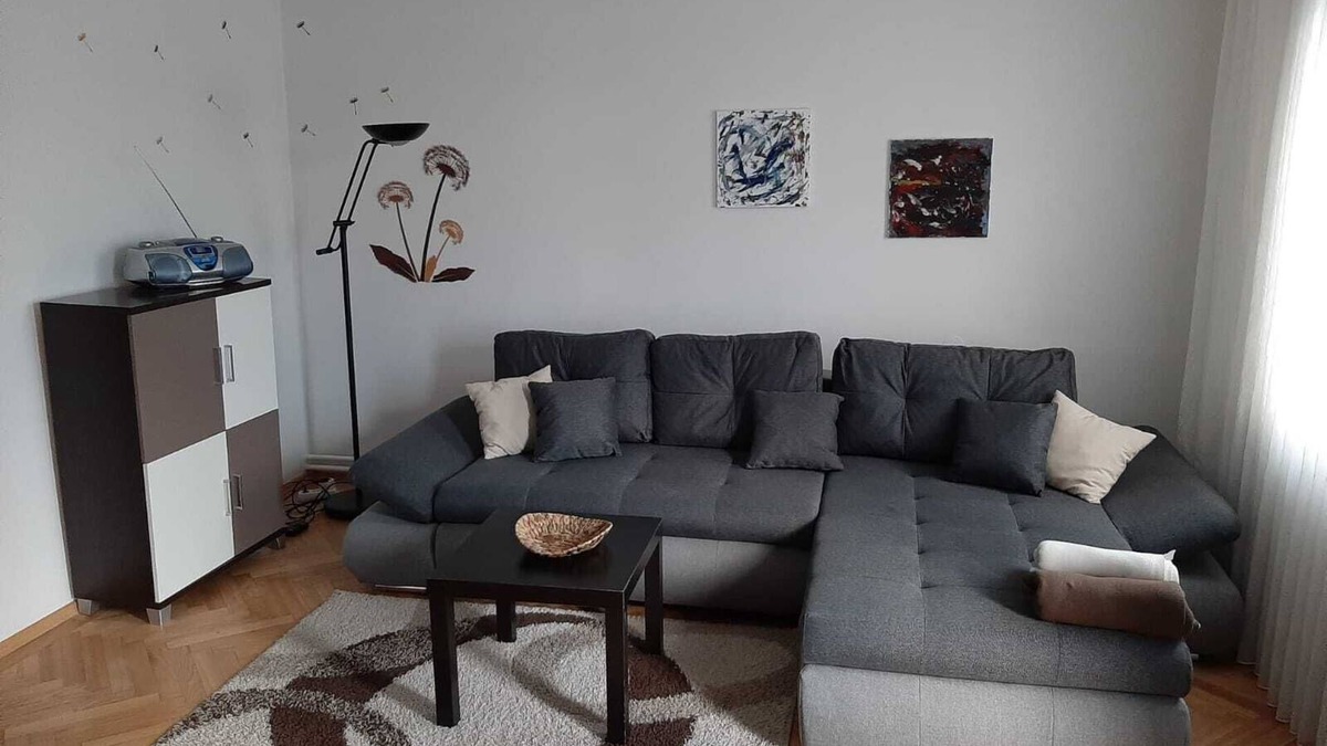 Hutteldorf Apartment | Apartment with terrace, view of Vienna, free parking, children welcome