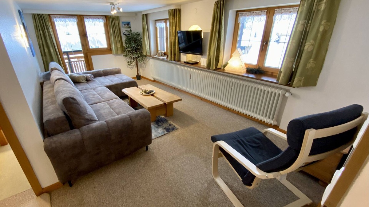 Hirschegg Apartment | Apartment with two sleeping rooms and balcony
