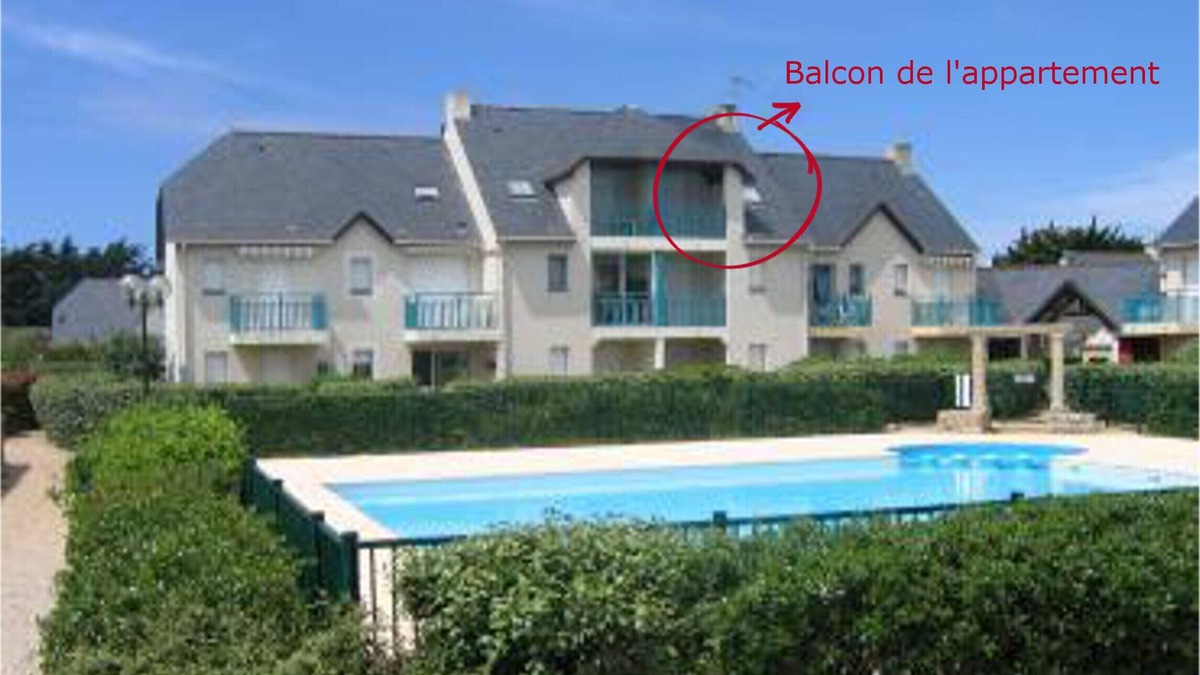 Batz-sur-Mer Apartment | Apartment With View Of Swimming Pool