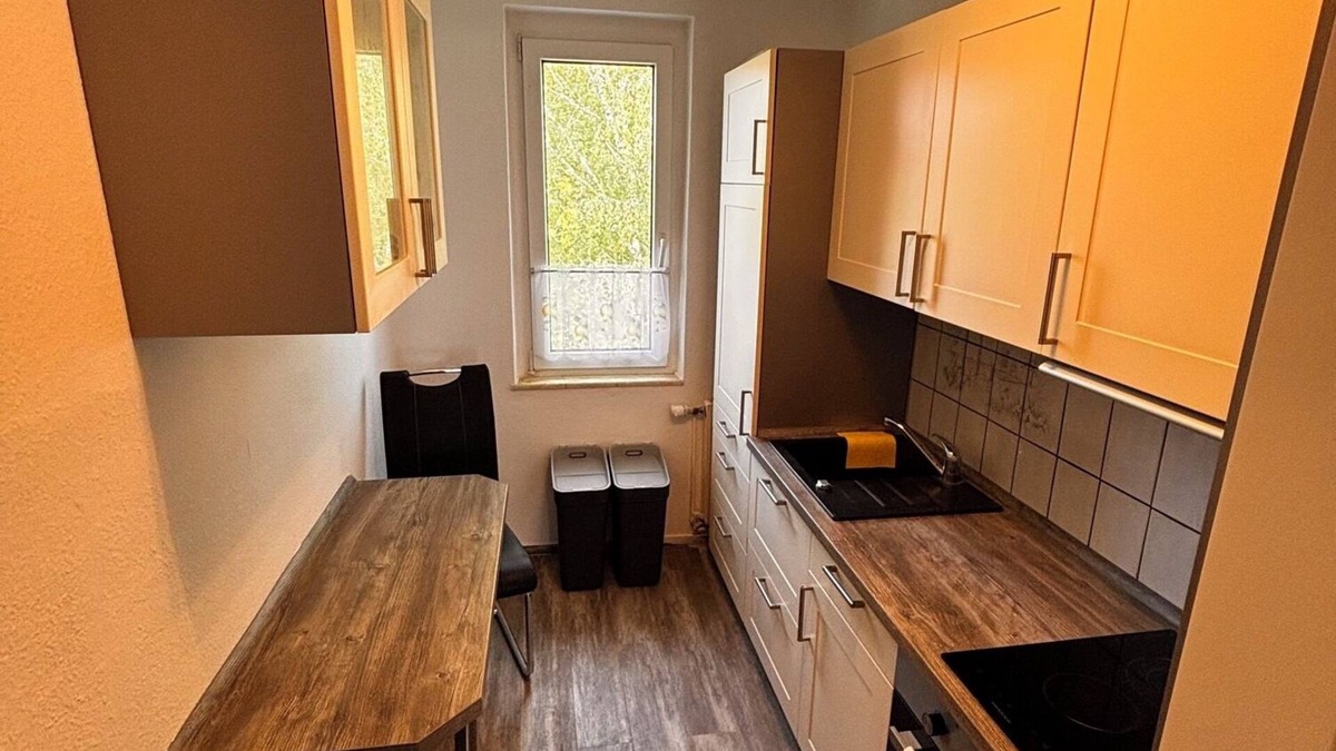 Calbe Apartment | Apartment 'Wohnung 1' with Wi-Fi