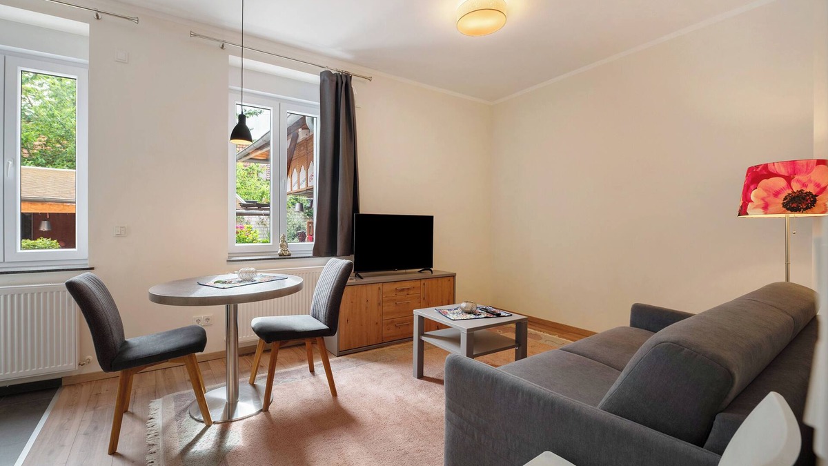 Gau-Odernheim Apartment | Apartment 'Wohnung 5' with Wi-Fi and Air Conditioning