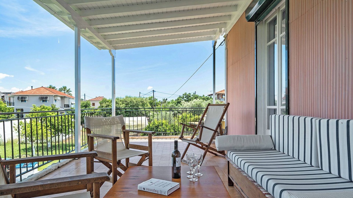 Lygia Apartment | Apartment "Woodpecker House Lefkada" with Sea View, Private Terrace & Wi-Fi