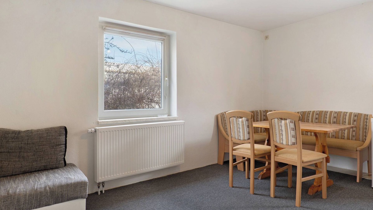Miltenberg Apartment | Apartment 'Yellow A' with Wi-Fi