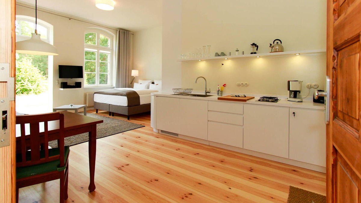 Werder Apartment | Apartment Zossen - studio with access to the platform terrace