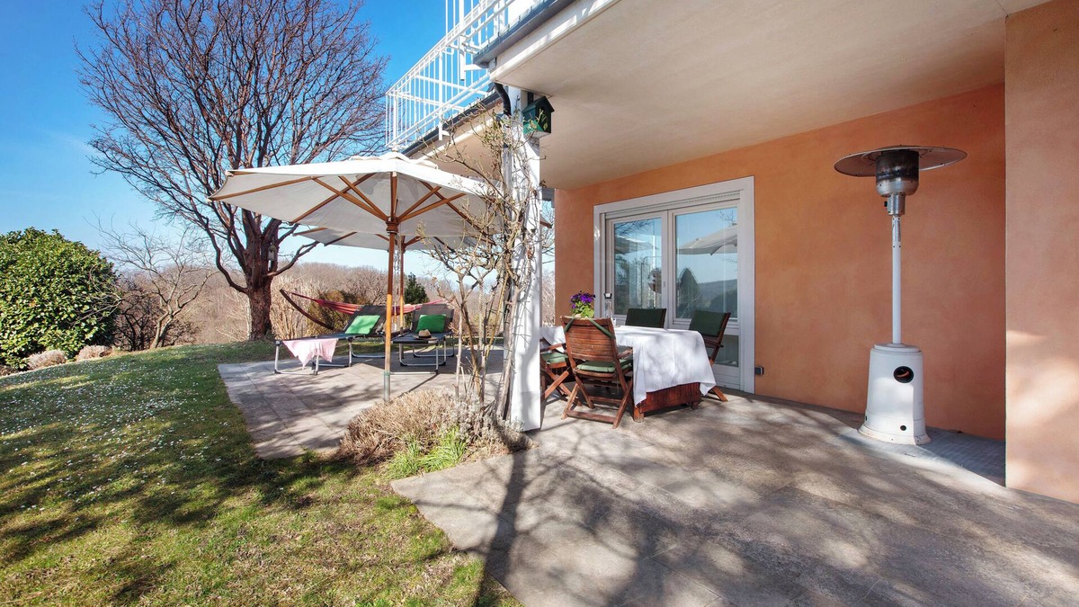 Badenweiler Apartment | Apartment 'Zwergenweg' with Private Terrace, Private Garden and Wi-Fi