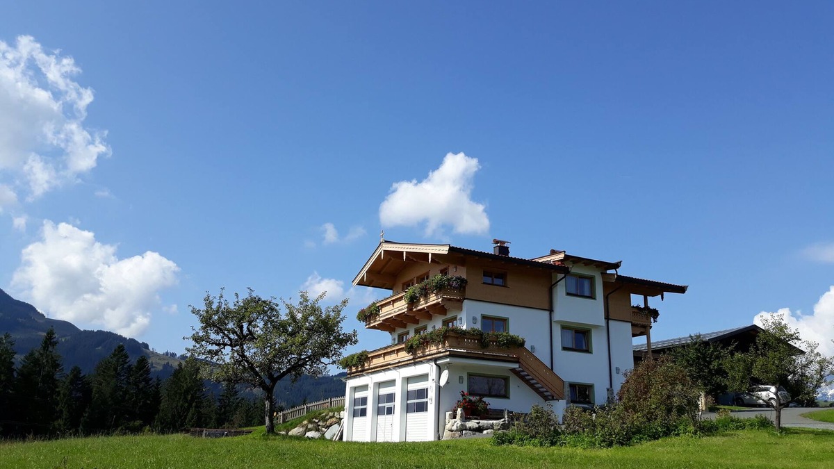 Reith bei Kitzbuehel Apartment | Apartments Alpenblick - vacation apartments with 360° panoramic views in a quiet location