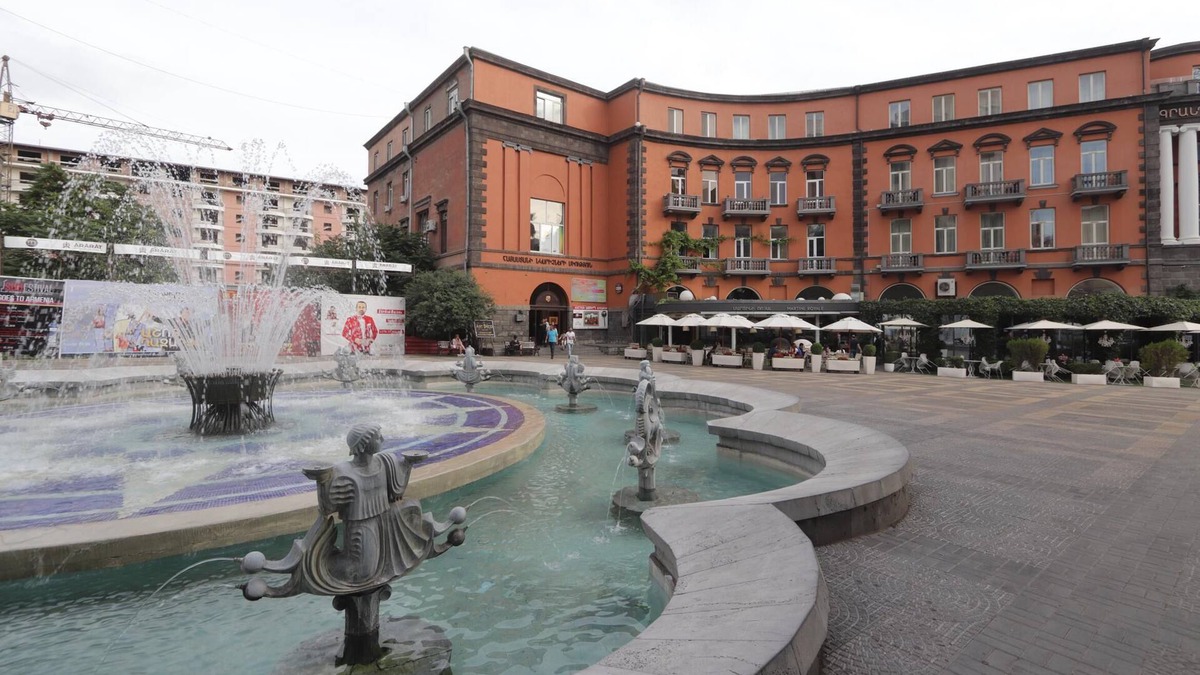 Kentron Apartment | Apartments Emili: #19 One Bedroom Apartment In The Center of Yerevan