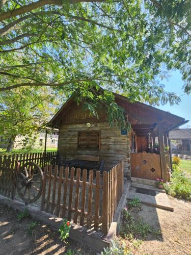 Sisak Apartment | Apartments Kuvarna