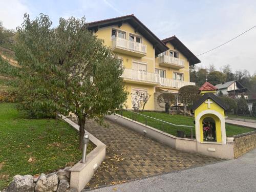 Krapinske Toplice Apartment | Apartments Matanovic