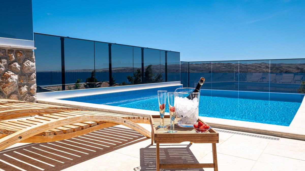 Cesarica Condo | Apartments Matea with Infinity Pool