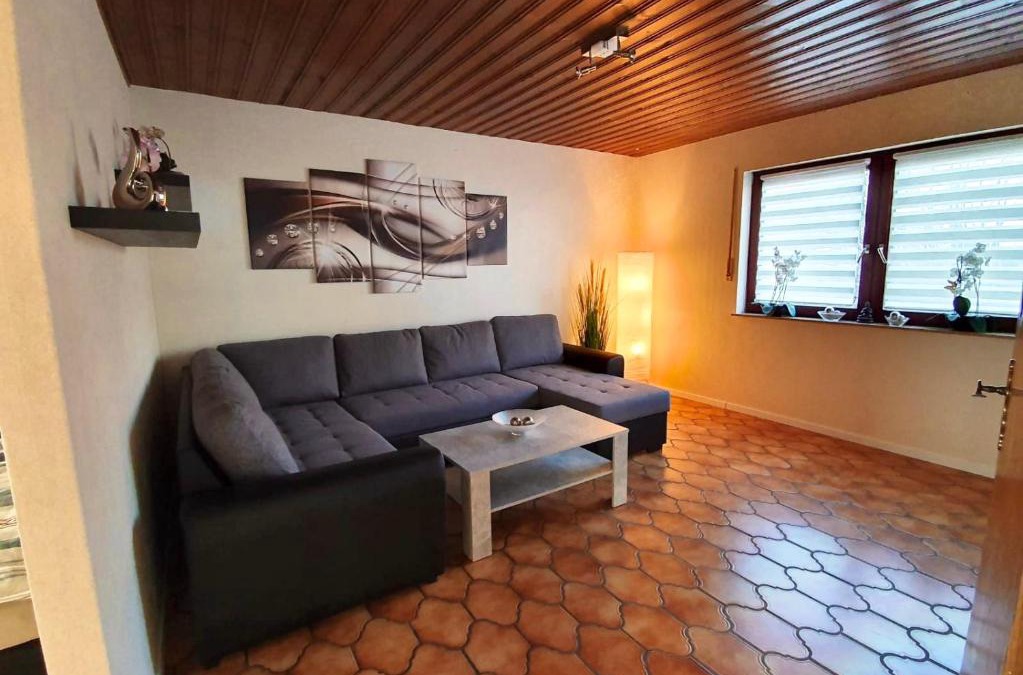 Neunkirchen Apartment | Apartments Rhona III und IV Neunkirchen City