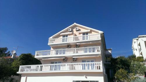 Bigovo Apartment | Apartments Sofija
