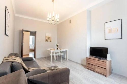 Srodmiescie Połnocne Apartment | Apartments Warsaw - Cozy 2-Bedroom in City Center - Marszalkowska