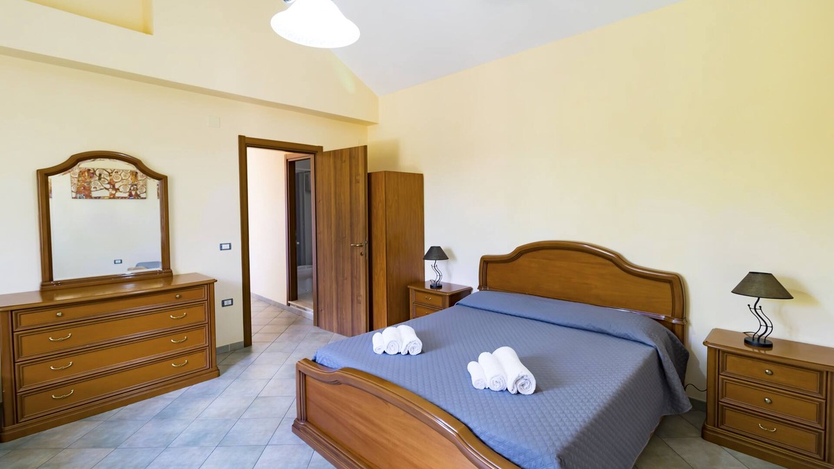 Gasponi Apartment | Apartments with swimming pool - Tropea