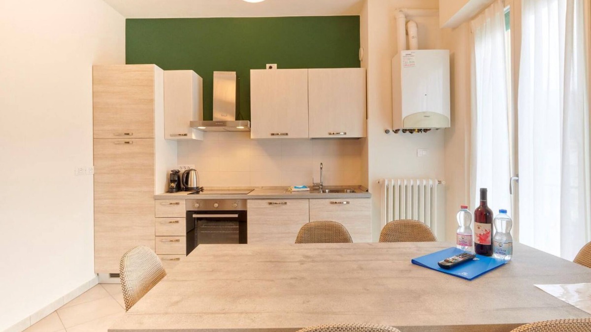 Garda Apartment | ApartmentsGarda - Antiche Mura - Salgari