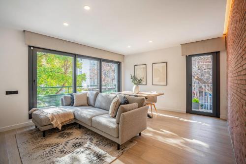 Les Corts Apartment | ApartsNouBcn Equador Les Corts