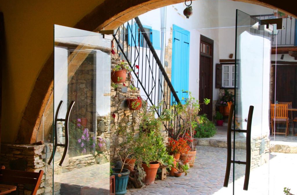 Pera Bed & Breakfast | Aperanti Agrotourism