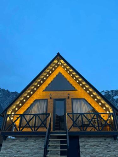 Gergeti Ski Chalet | Apex Cottages