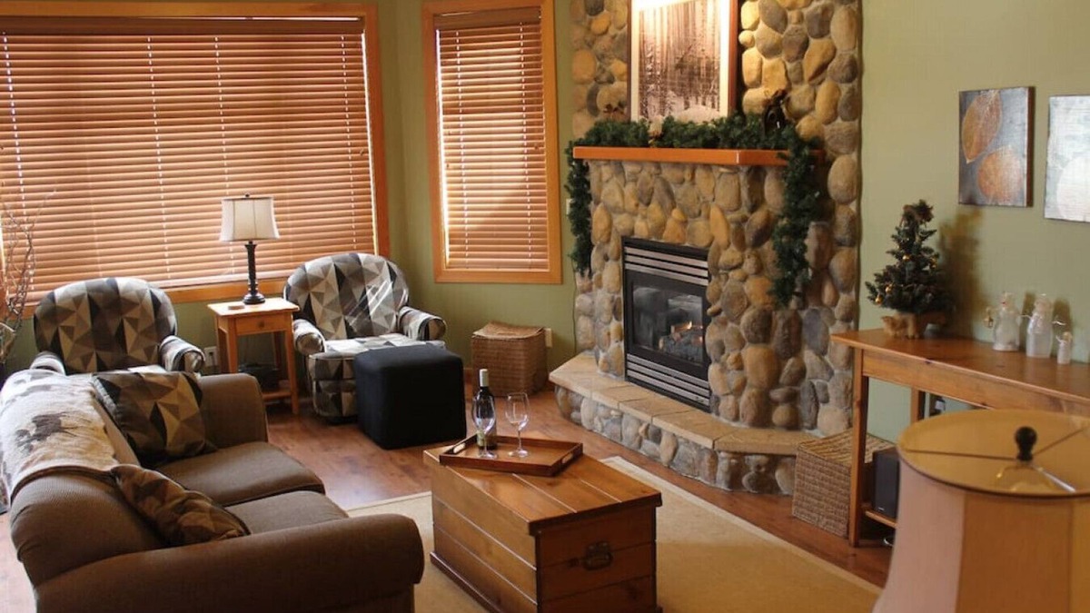 Okanagan-Similkameen Condo | Apex Mountain ~ Moose Lodge