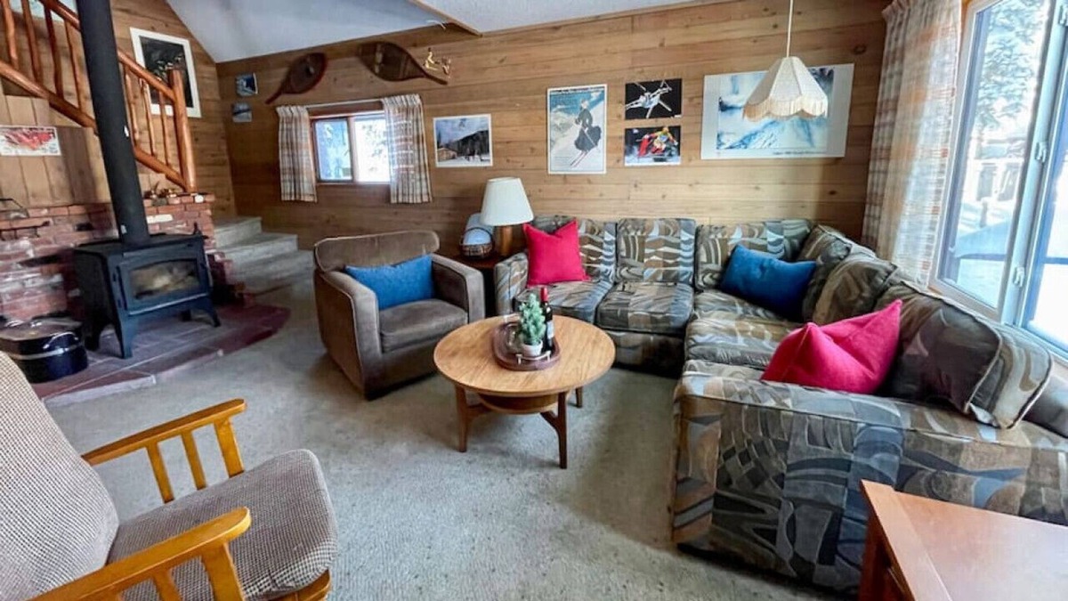 Okanagan-Similkameen Cabin | Apex Mountain ~ Kennedy Kaban ~ All You Need for a Family Getaway
