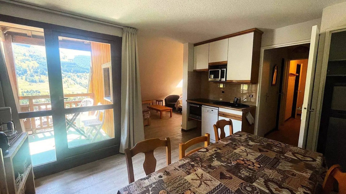 Les Deux Alpes Apartment | Apheratz Residence - Gate F57 - Nice apartment 6 people on the heights of the private parking station