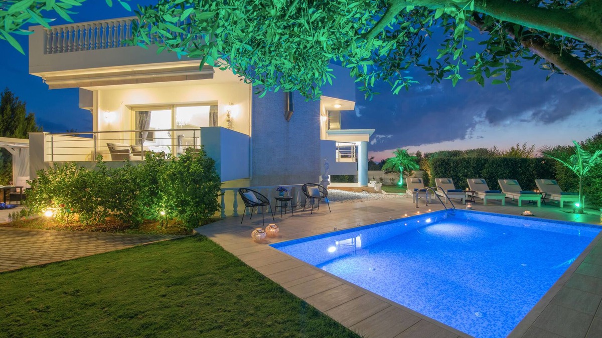 Hersonissos Centre Villa | Aphrodite luxury villa Hersonissos