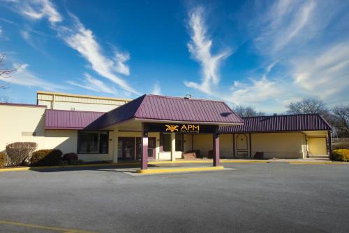 Martinsburg Hotel | APM Inn & Suites