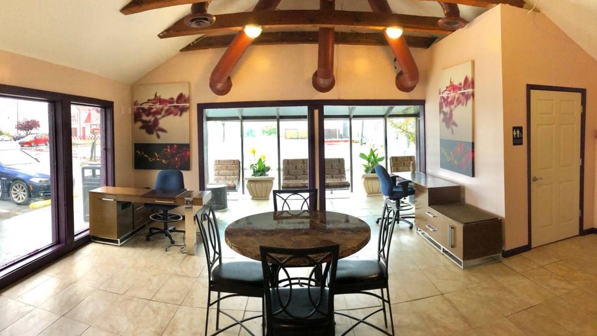 Winchester Hotel | APM Inn & Suites