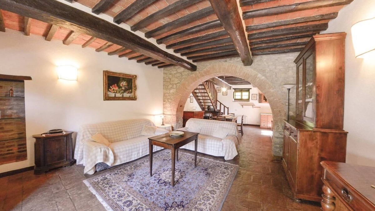 San Pietro a Cegliolo Apartment | APP. CICLAMINO x4 Beautiful farmhouse surrounded by nature, with swimming pool just 3 km from Cortona