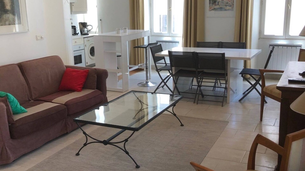 Cannes City Centre Apartment | App Grands Volumes 3 mn à Pied Mer,croisette, Sncf Séjour 2ch 6 Couchages