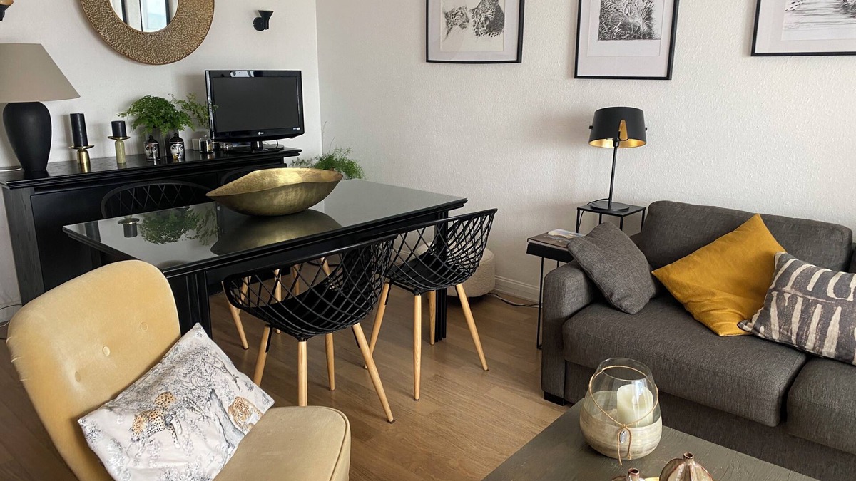 Quiberon Apartment | app ideally located at the port facie aux illes and large beach.