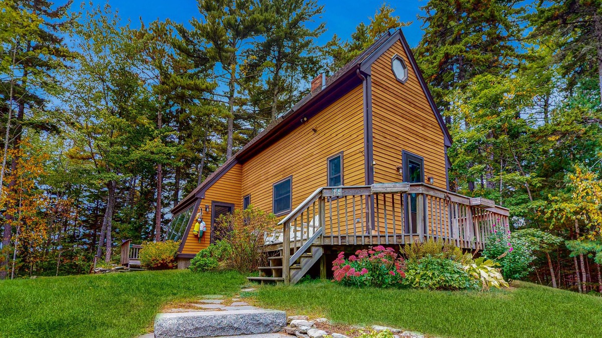 Bayville Cottage | Appalachee Pond Waterfront Cottage | Decks, Sunroom, Dock with Kayaks & Canoe