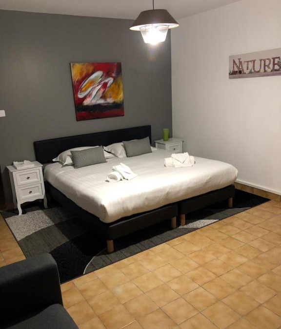 Saint-Philbert-de-Grand-Lieu Apartment | Appartement LOGIS DES MARAIS