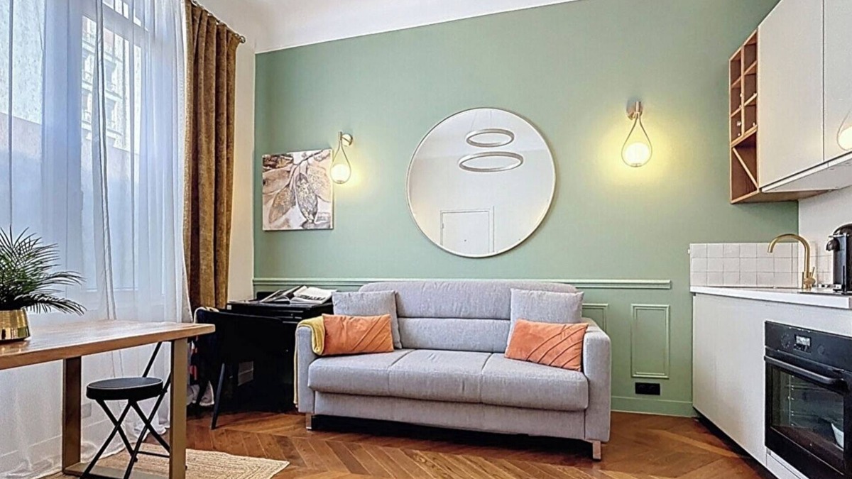 Vanves Apartment | Apparently in Porte de Paris with parking