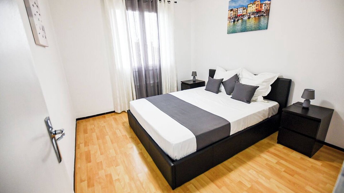 Sainte-Marguerite Apartment | Apparently T3 close to velodrome stadium and beach