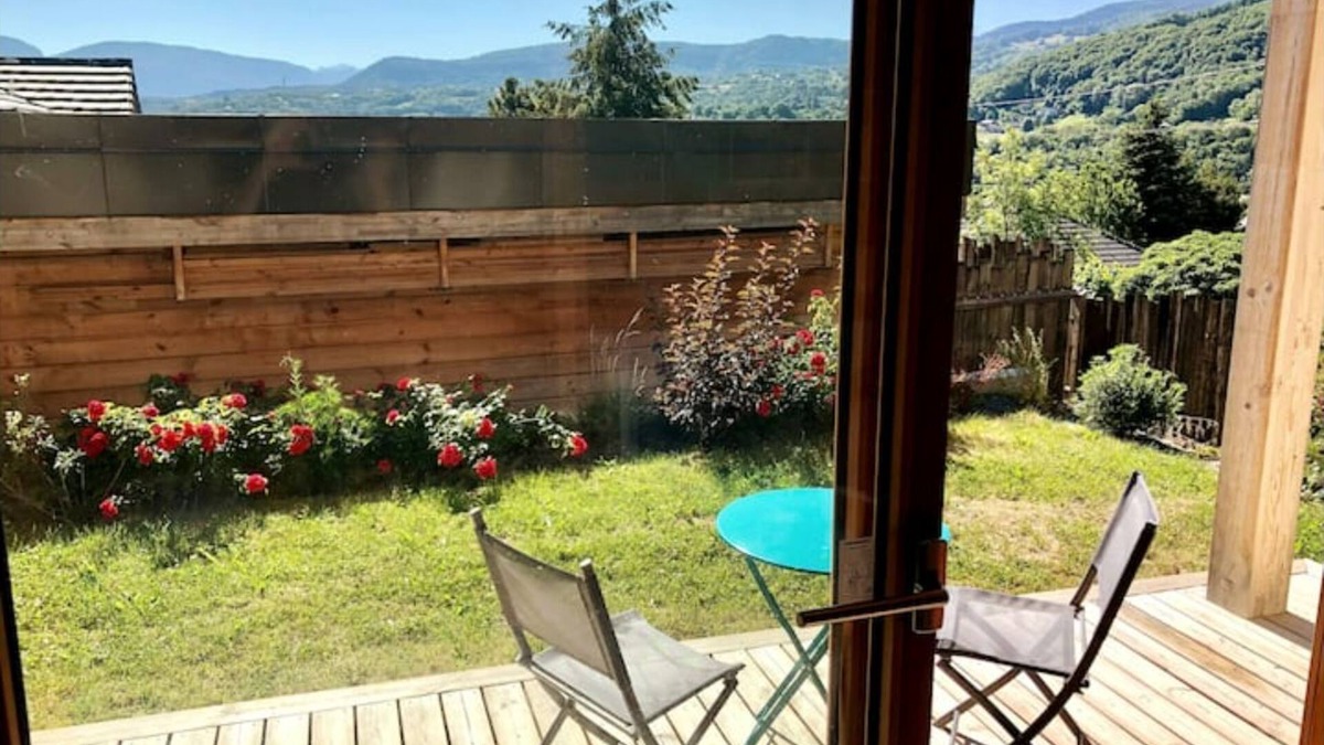 Vimines House | Appart. 50m2 garden view 4-5 pers. Chalet charme