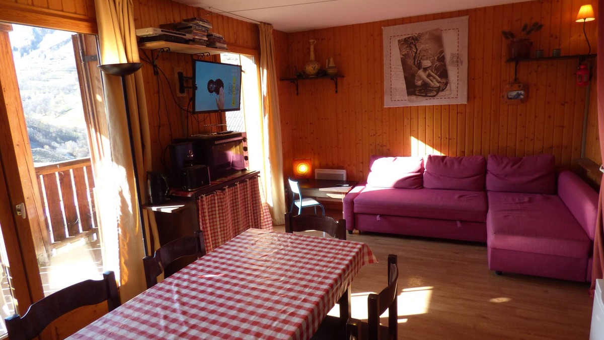 Saint-Jean-d'Arves Apartment | Appart 7 pers au ski, 3*, Saint Jean d'Arves - Les Sybelles - Swimming pool