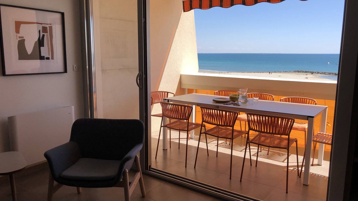 Palavas-les-Flots Apartment | Appart. 75 m2 2 bedrooms location facing the sea and in the heart of Palavas