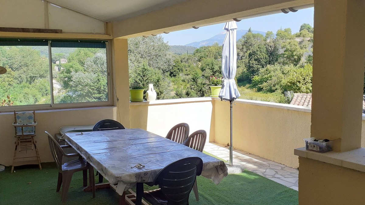 Vaison-la-Romaine Apartment | Appart 7pers, swimming pool, garden in VAISON LA ROMAINE in VAUCLUSE