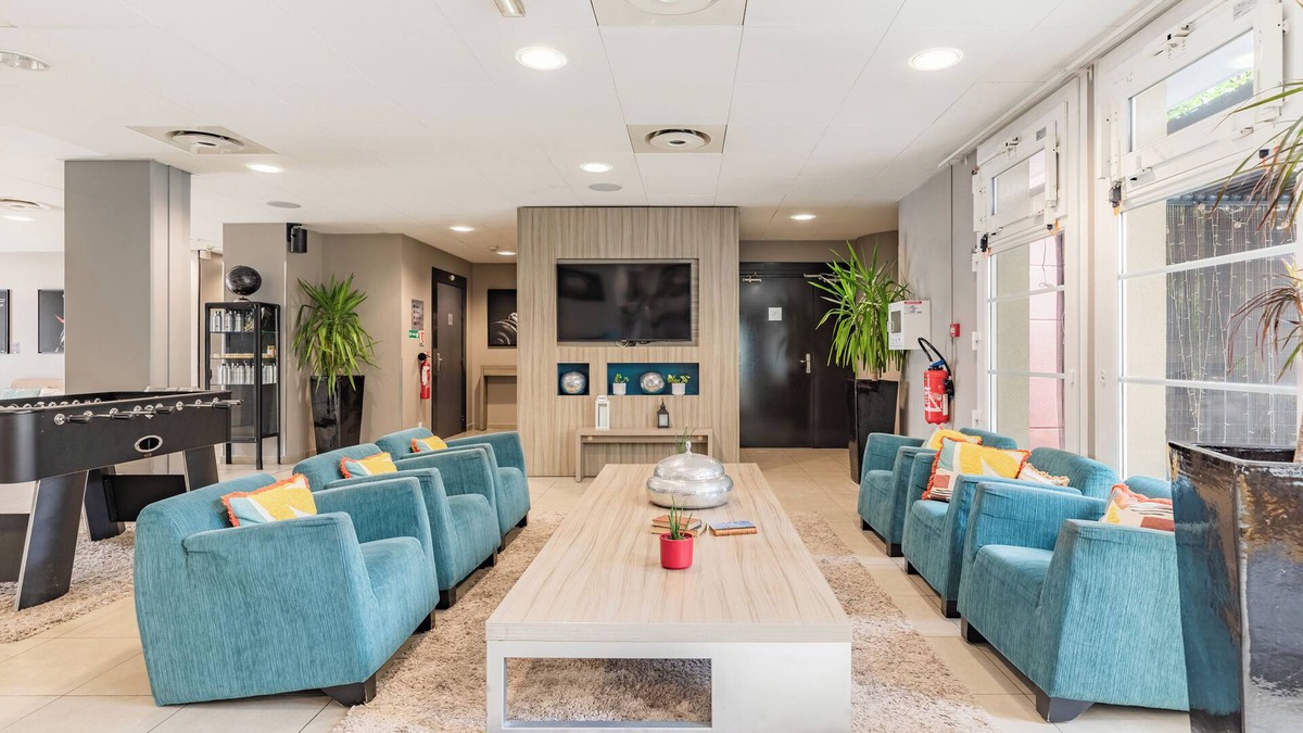 Le Blanc-Mesnil Apartment | Appart'City Confort Le Bourget-Aéroport