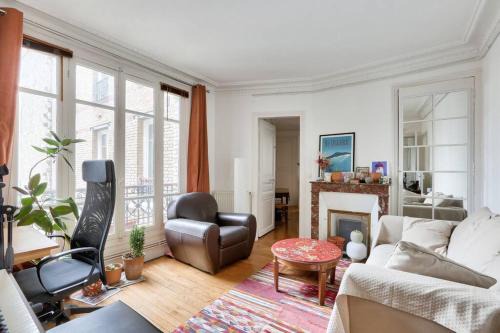 18th Arrondissement Apartment | Appart confort moderne près Montmartre