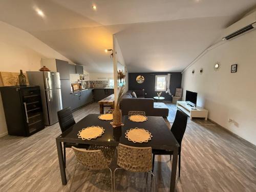 Aigues-Vives Apartment | Appart Cosy avec clim 80m2