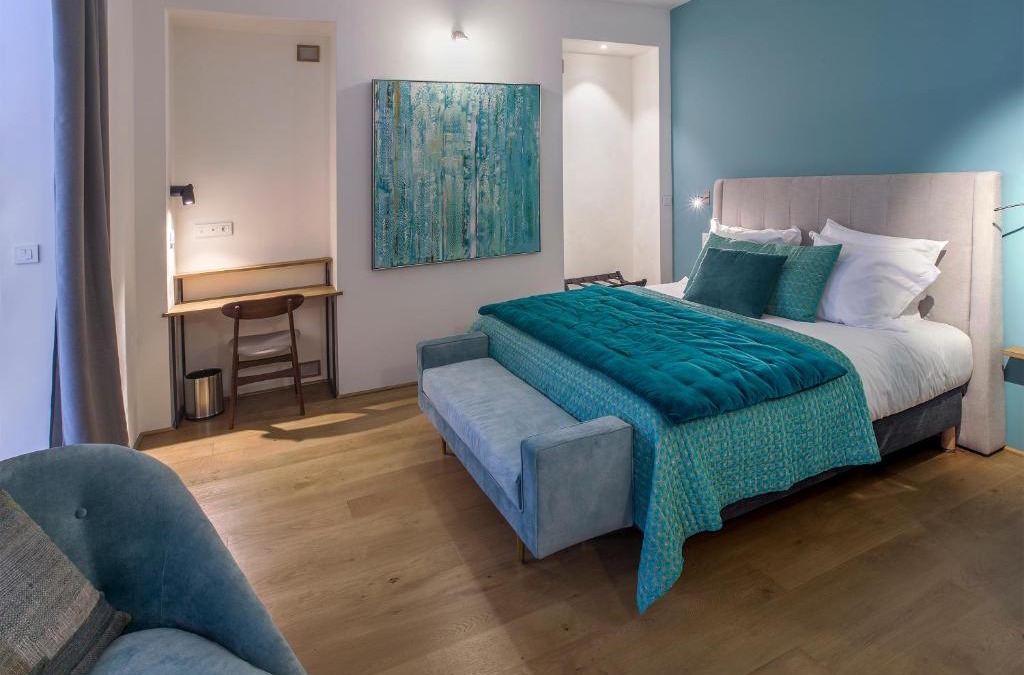 Angouleme Apartment | Appart'Hôtel - VILLA CÔTÉ PLATEAU - Hyper Centre - 3 Étoiles Certifiées-