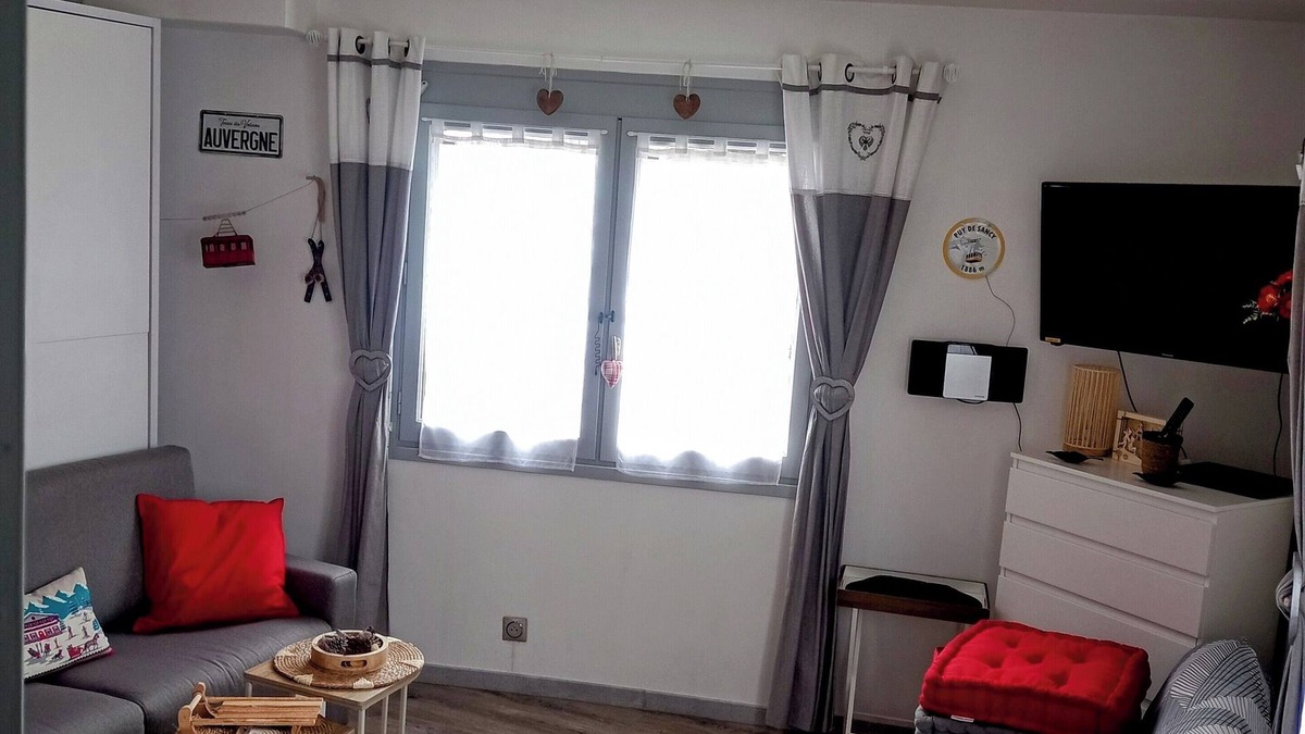 Mont-Dore Apartment | Appart Rénové en Hyper-centre Avec vue sur le Sancy et la Cascade
