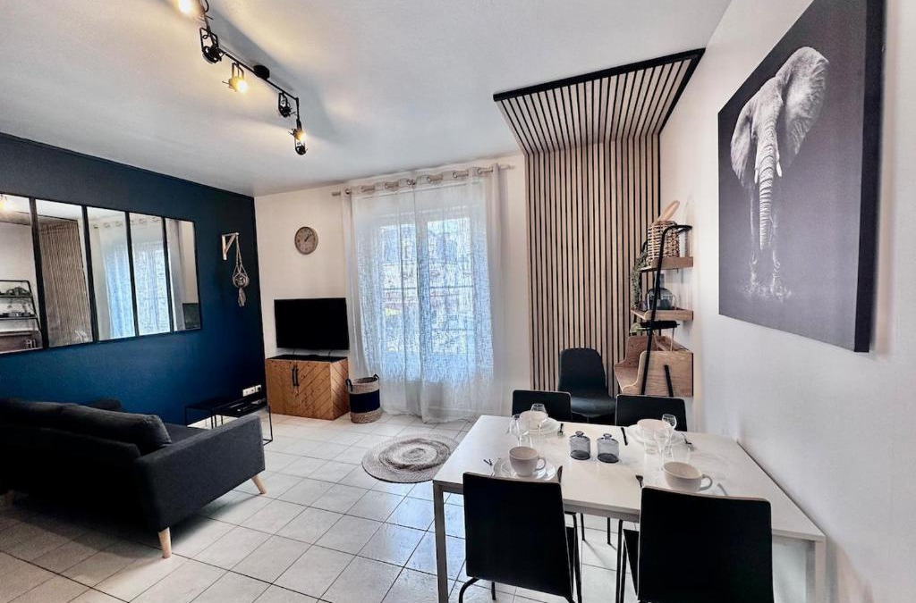 La Fleche Apartment | Appart T2 élégant 5 pers - Hypercentre - Spacieux