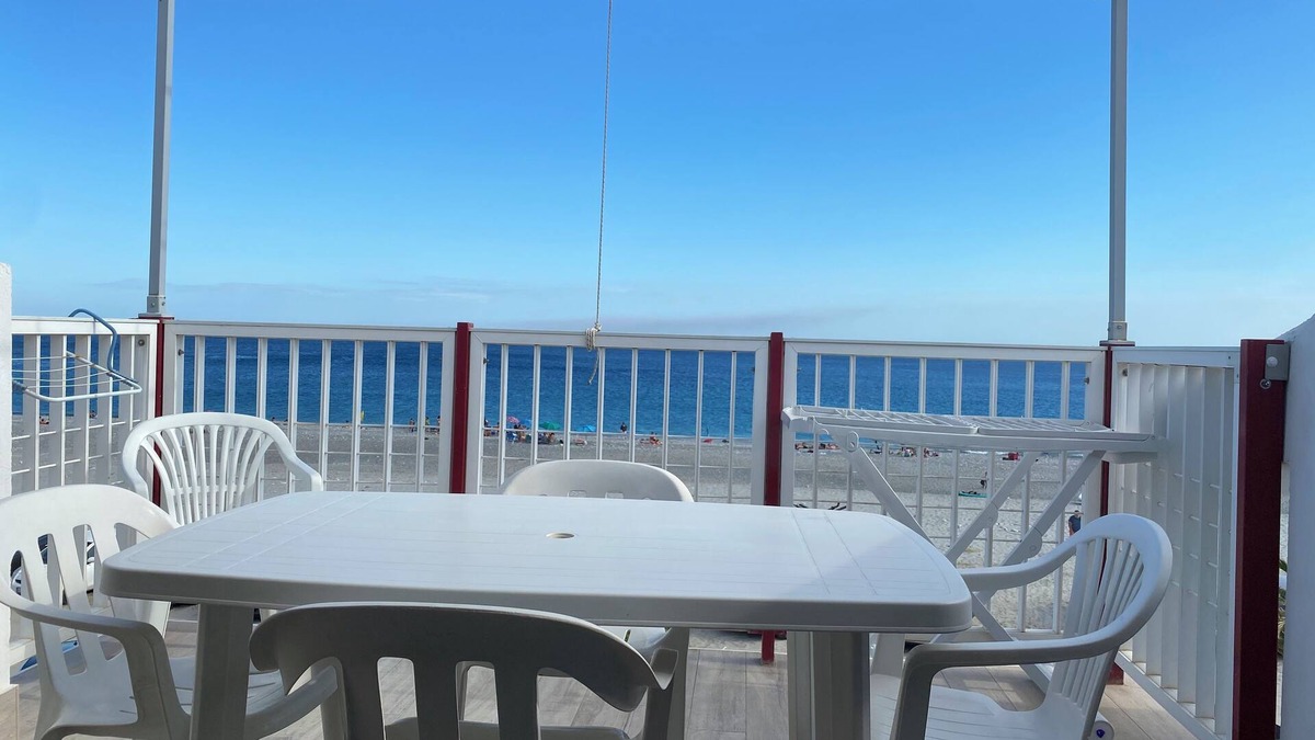 San Lorenzo Apartment | Appartamento sul Mare