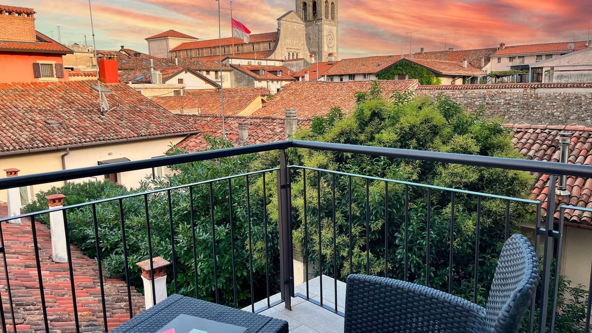 Cividale del Friuli Apartment | Appartamento in un Palazzo Storico con Terrazzo e Vista Panoramica su Cividale