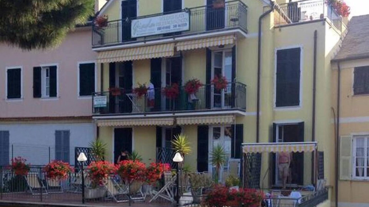 Moneglia Apartment | Appartamenti Giada Two-room Apartment 4 Pax Casa Giada
