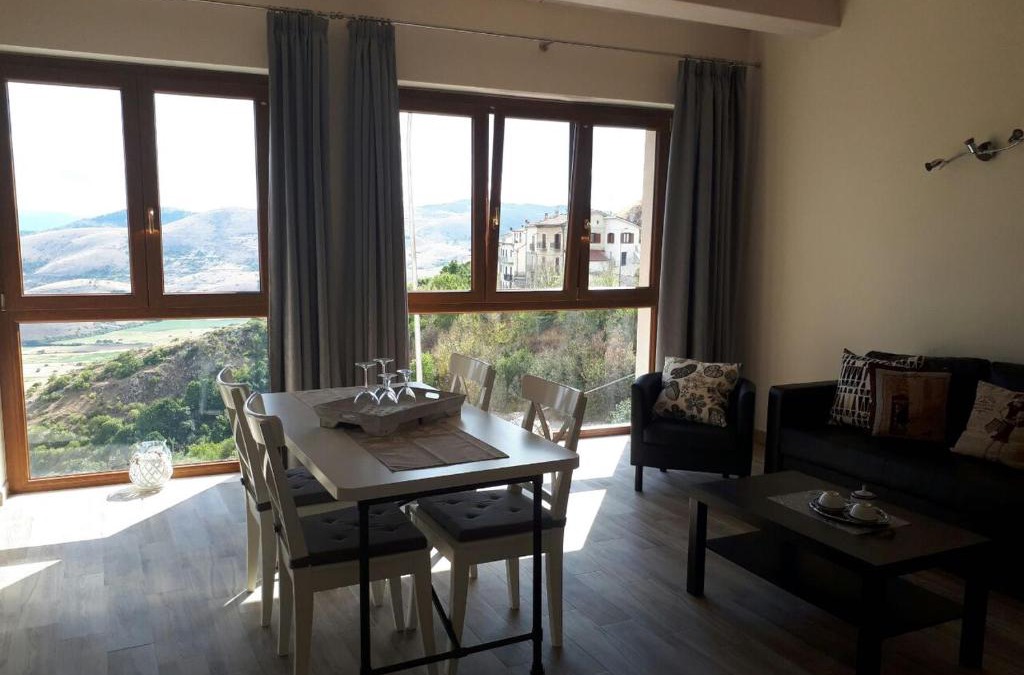 Castel del Monte House | Appartamenti Raggio di Sole